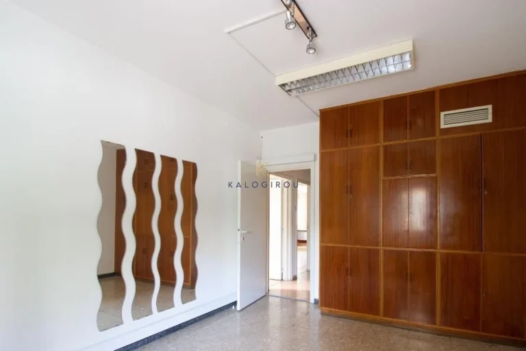 315m² Office for Sale in Agioi Omologites, Nicosia District