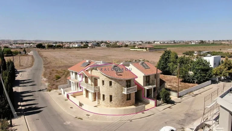 Cheap Houses and Villas for Sale Larnaca up to 300000 euro