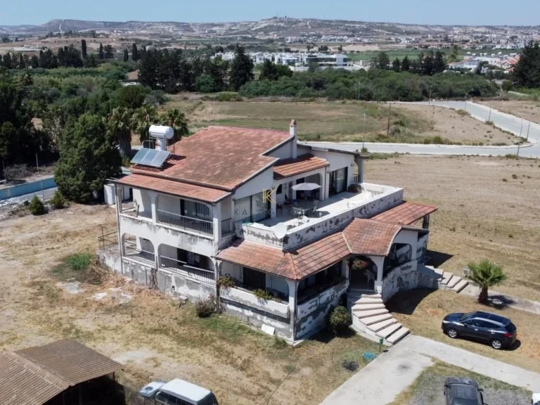 Cheap Houses and Villas for Sale Larnaca up to 1000000 euro