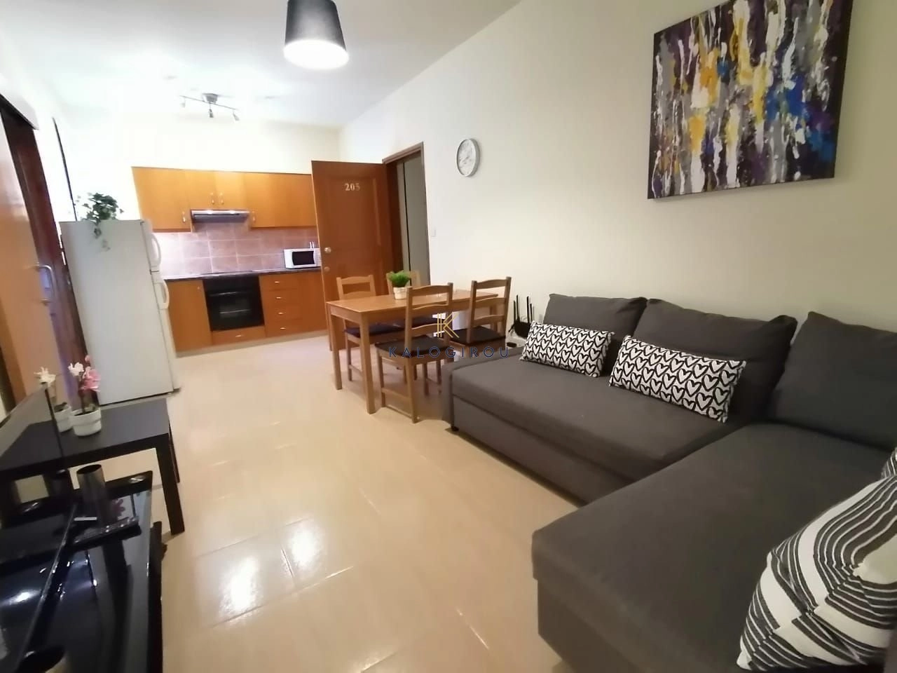 2 Bedroom Apartment for Rent in Larnaca – Finikoudes