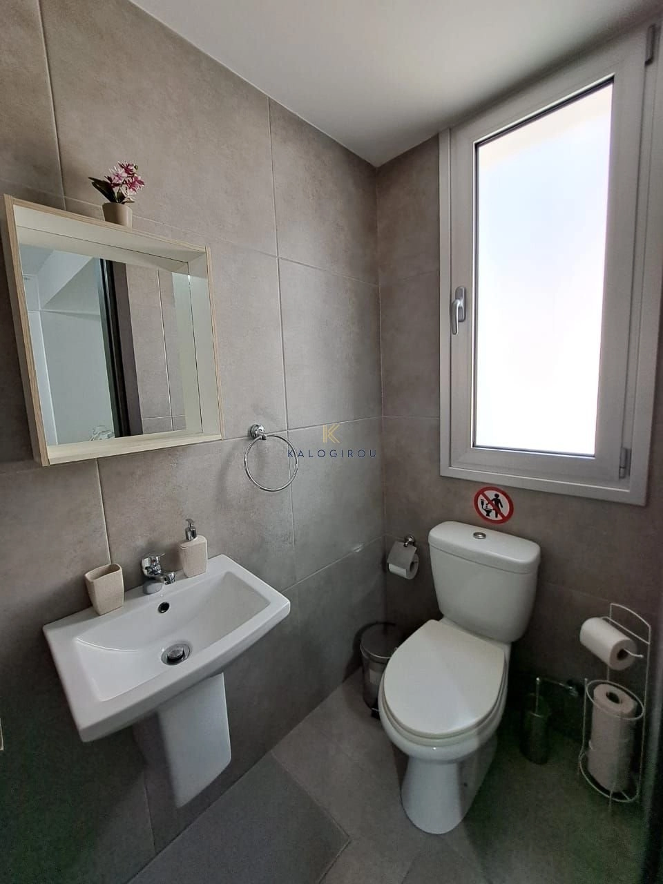2 Bedroom Apartment for Rent in Larnaca – Finikoudes