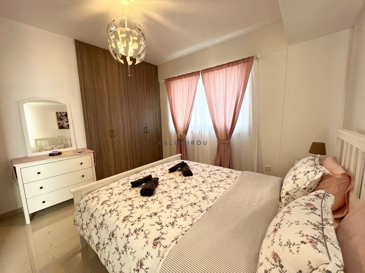 2 Bedroom Apartment for Rent in Larnaca – Finikoudes