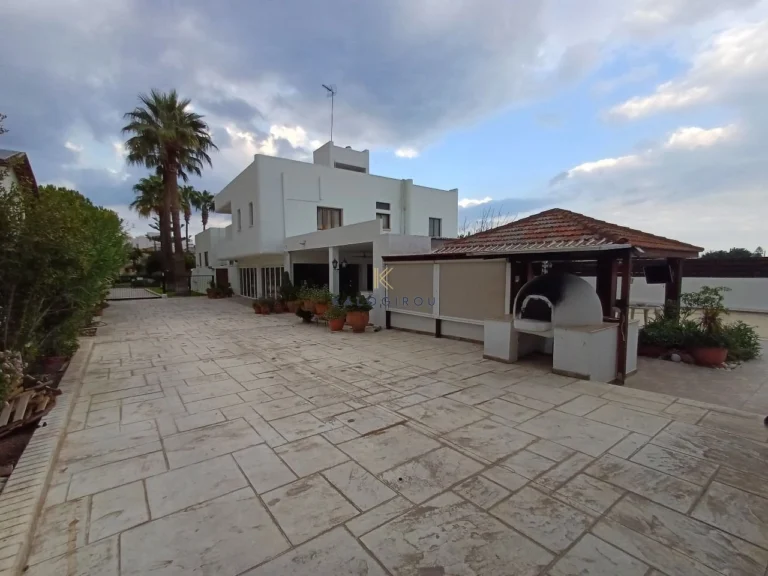 3 Bedroom House for Sale in Aradippou, Larnaca District