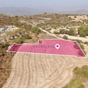 4,348m² Plot for Sale in Vavla, Larnaca District