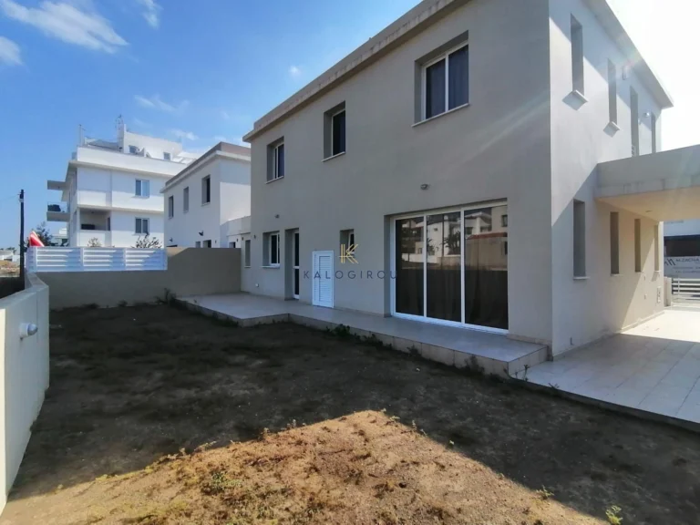 4 Bedroom House for Sale in Livadia Larnakas, Larnaca District