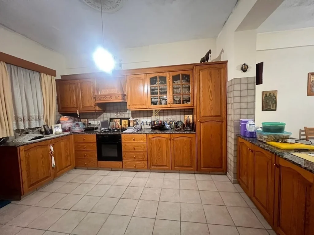 3 Bedroom House for Sale in Aradippou, Larnaca District