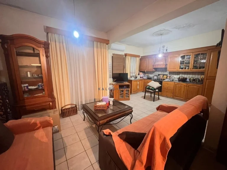 3 Bedroom House for Sale in Aradippou, Larnaca District