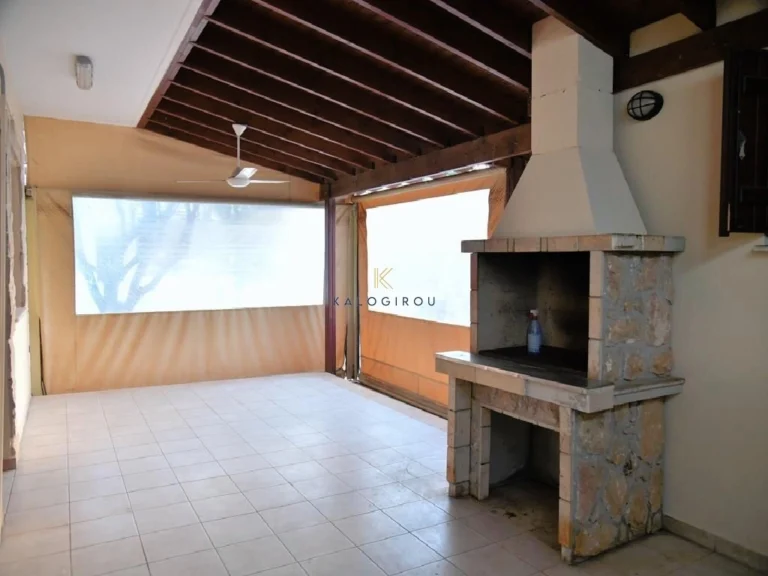 5 Bedroom House for Sale in Oroklini, Larnaca District