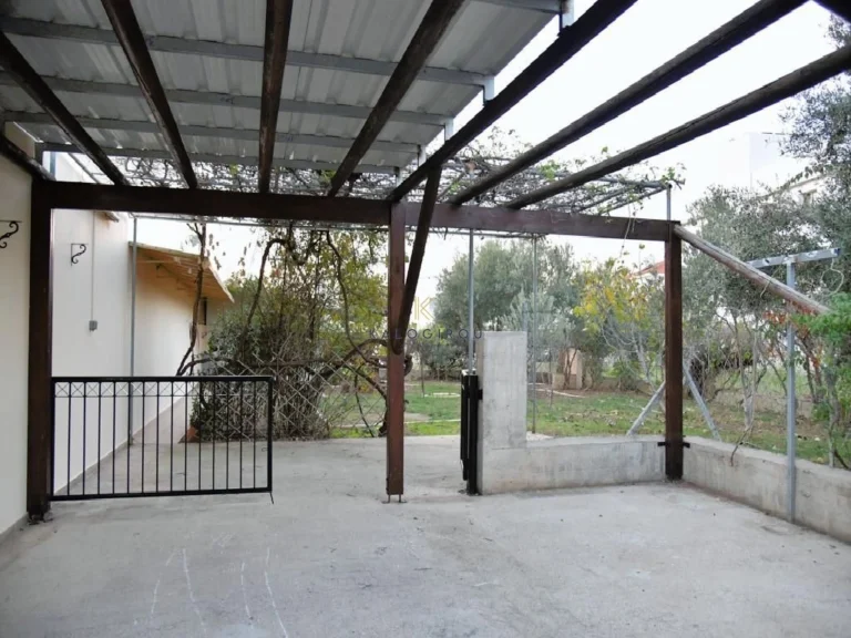 5 Bedroom House for Sale in Oroklini, Larnaca District