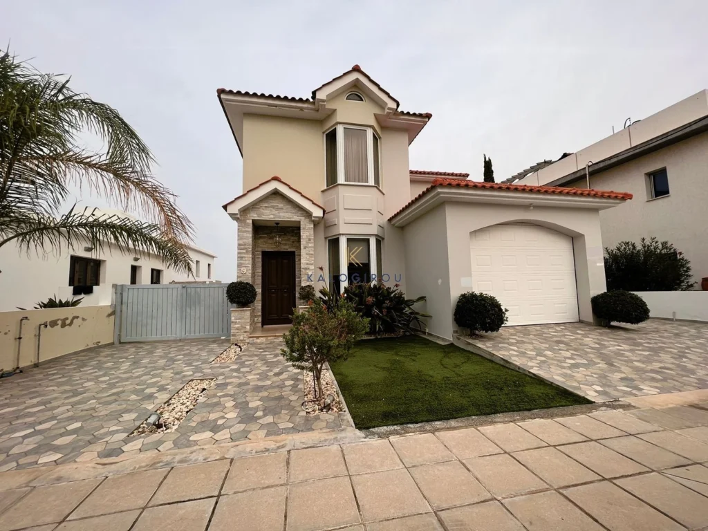 3 Bedroom House for Sale in Pyla, Larnaca District