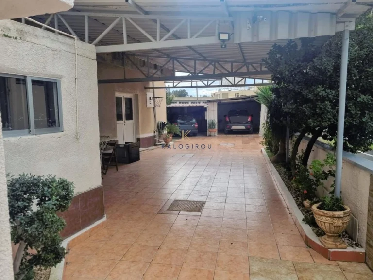 400m² Commercial for Sale in Larnaca District