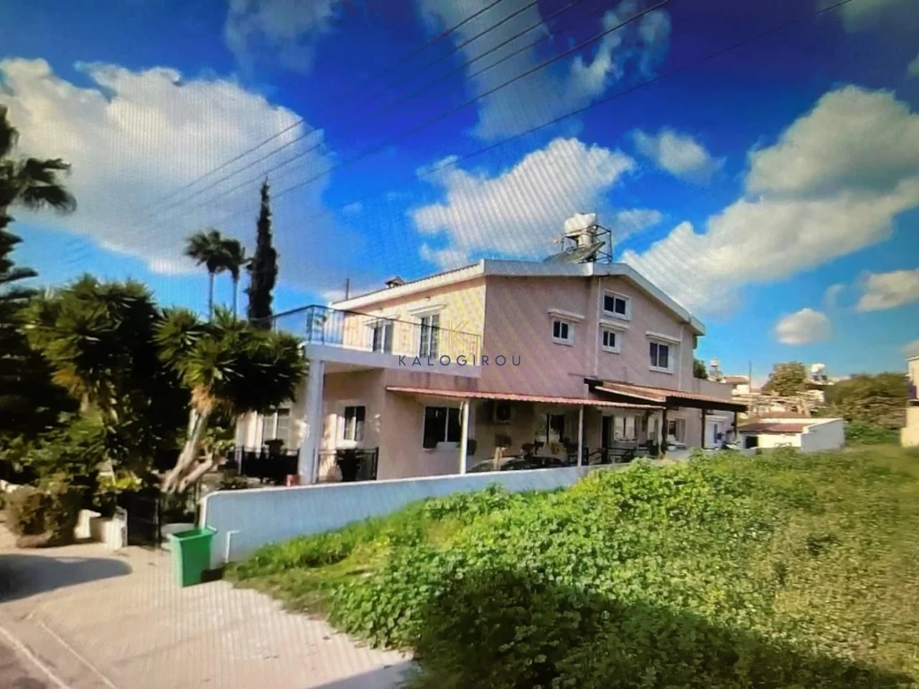 4 Bedroom House for Sale in Livadia Larnakas, Larnaca District