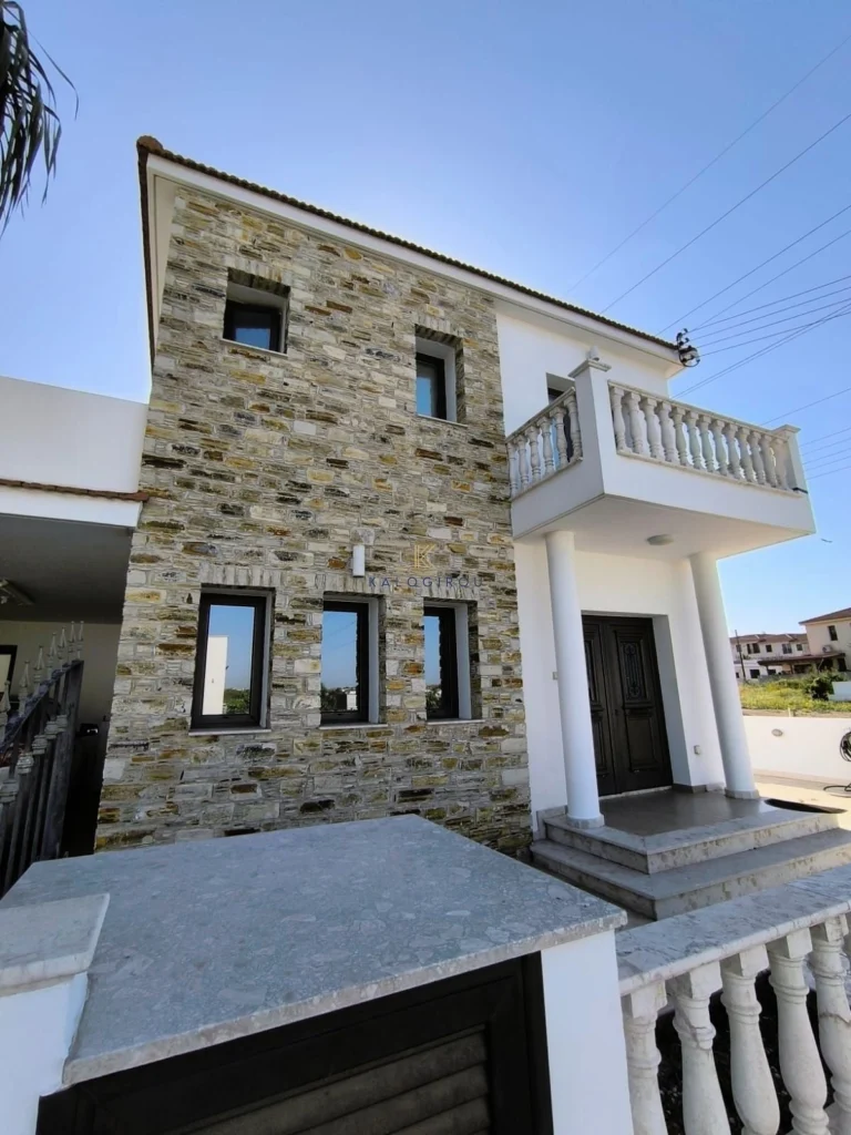 3 Bedroom House for Sale in Oroklini, Larnaca District