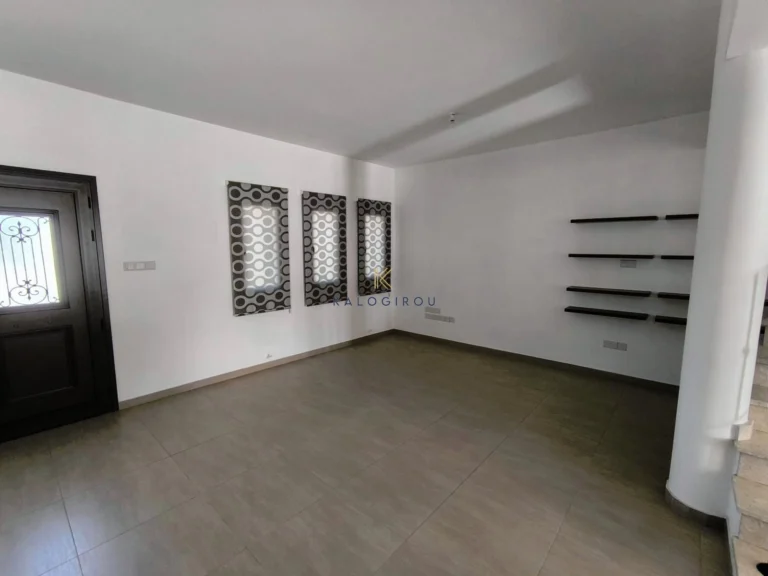 3 Bedroom House for Sale in Oroklini, Larnaca District