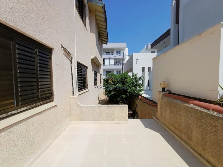 4 Bedroom House for Sale in Drosia, Larnaca District