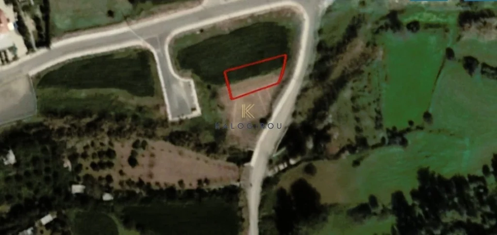 526m² Plot for Sale in Mosfiloti, Larnaca District