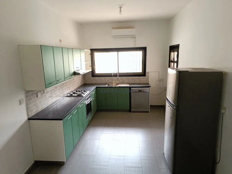 3 Bedroom Apartment for Sale in Drosia, Larnaca District