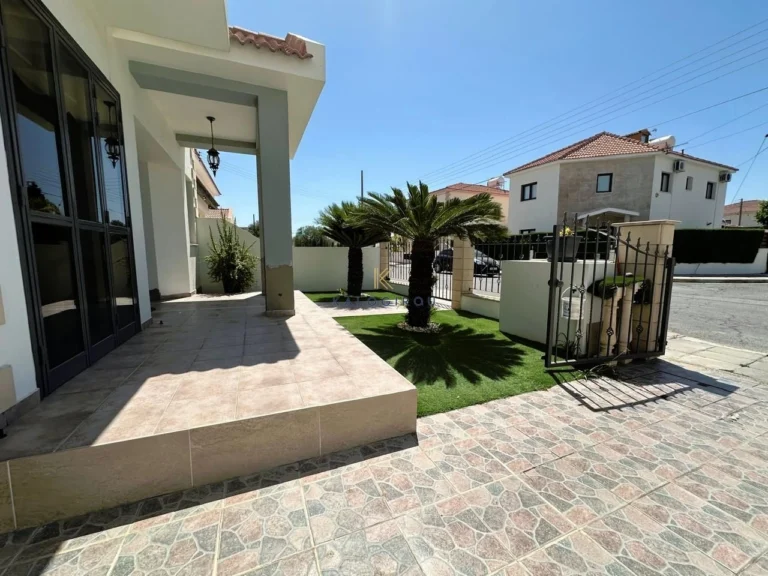 4 Bedroom House for Rent in Aradippou, Larnaca District