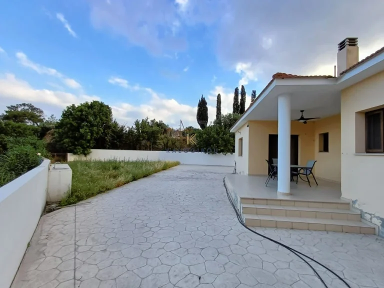 3 Bedroom House for Sale in Alethriko, Larnaca District