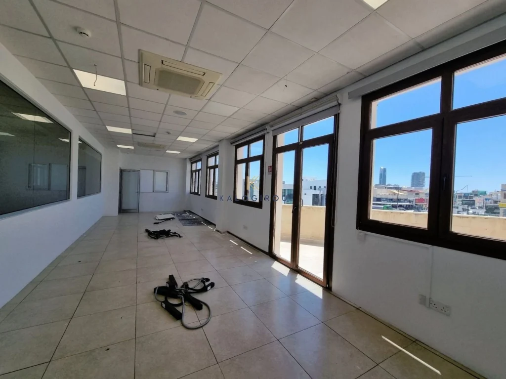 391m² Office for Rent in Limassol – Mesa Geitonia