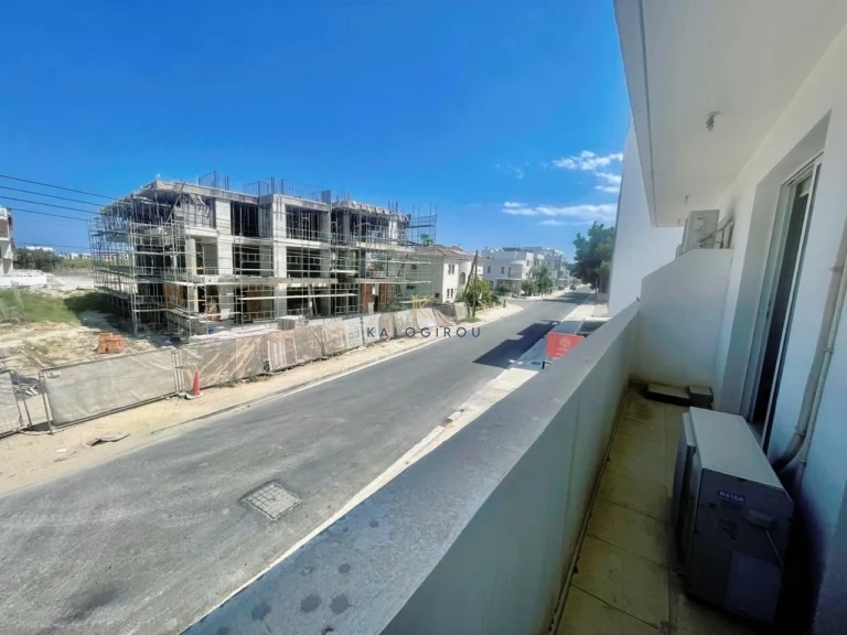 2 Bedroom Apartment for Sale in Livadia Larnakas, Larnaca District