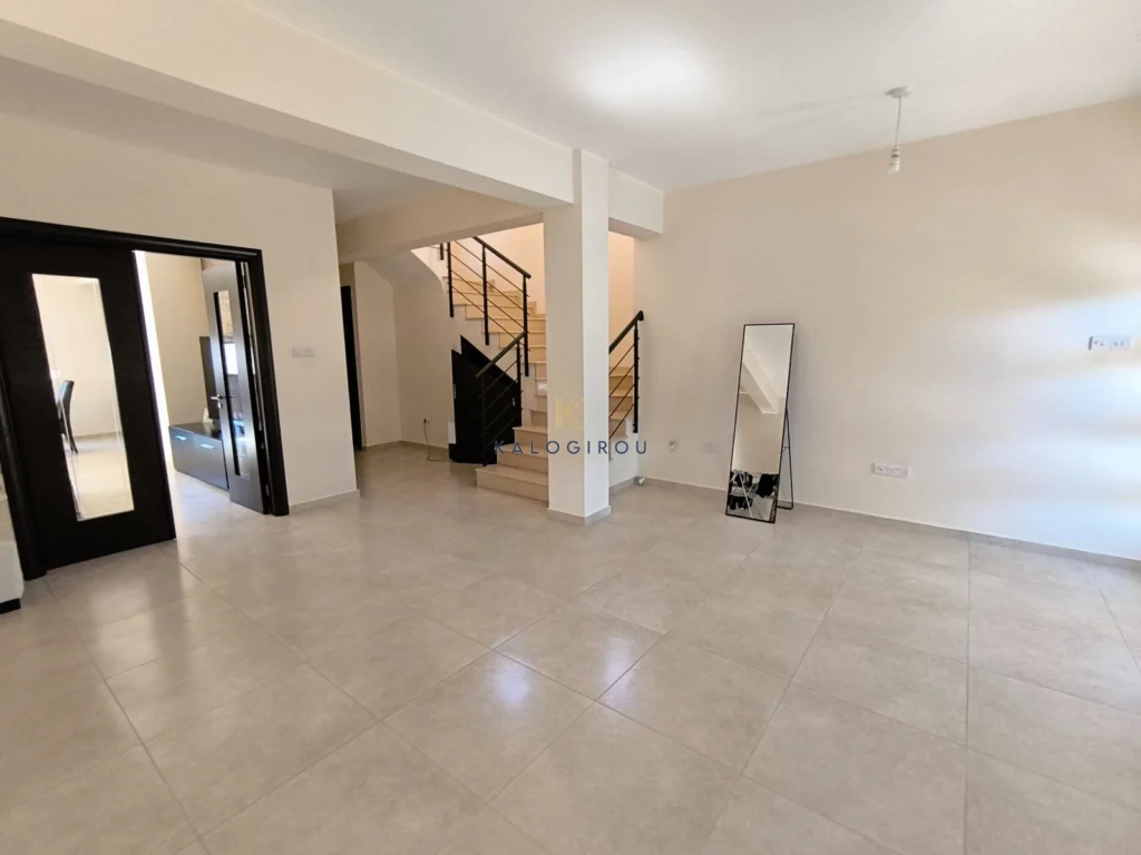 4 Bedroom House for Sale in Livadia Larnakas, Larnaca District