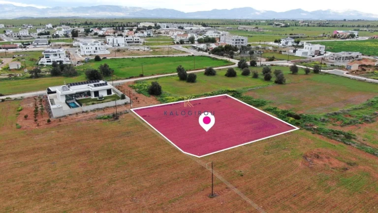 1,335m² Plot for Sale in Kokkinotrimithia, Nicosia District