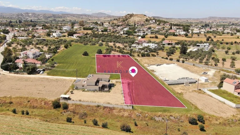 4,938m² Plot for Sale in Pera, Nicosia District