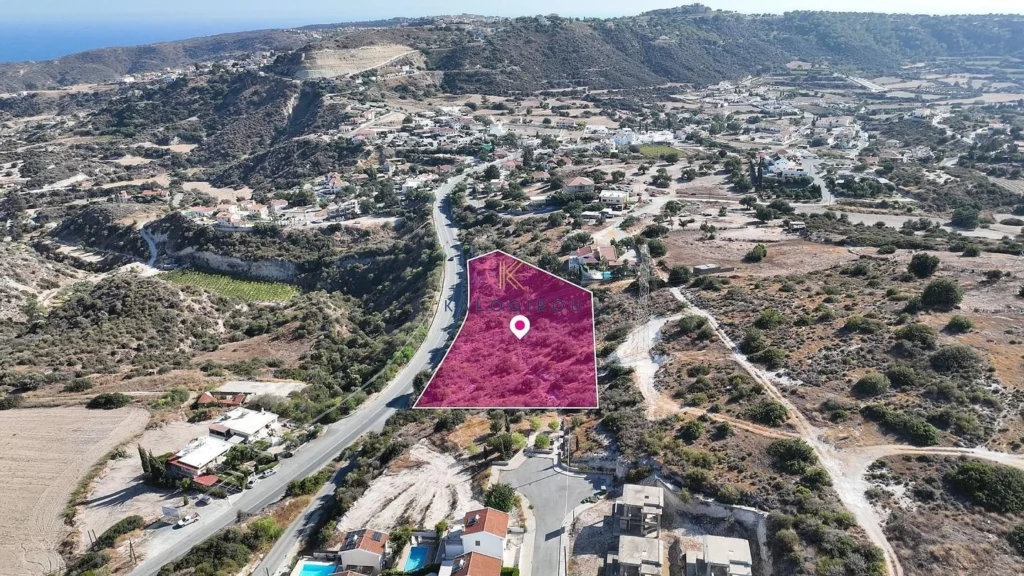 7,553m² Plot for Sale in Pissouri, Limassol District