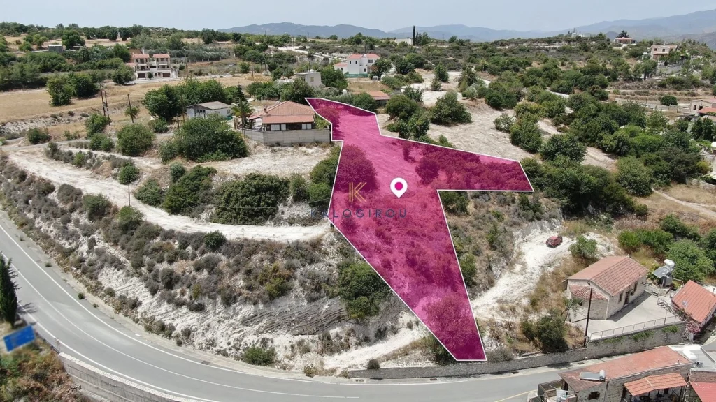 1,460m² Plot for Sale in Vavla, Larnaca District