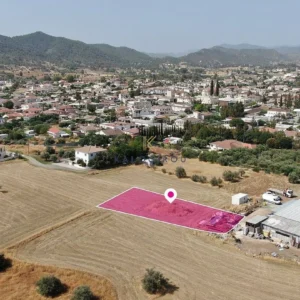 1,338m² Plot for Sale in Klirou, Nicosia District