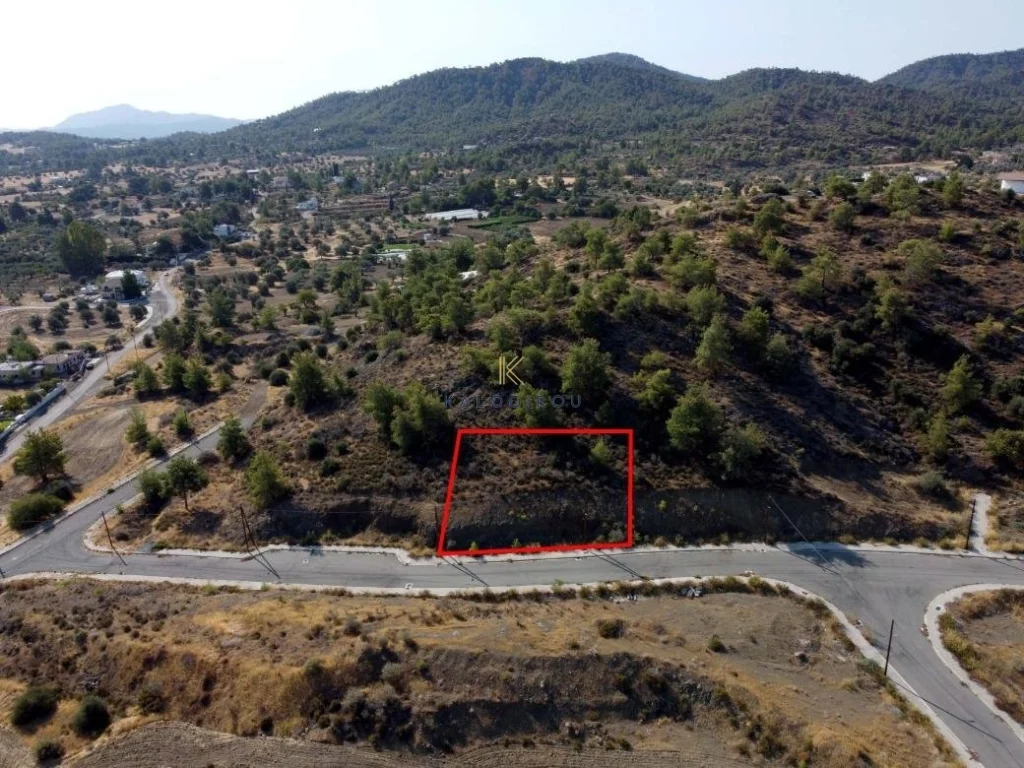 529m² Plot for Sale in Lythrodontas, Nicosia District