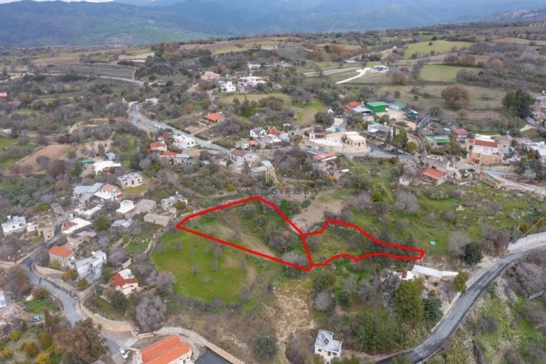 2,544m² Plot for Sale in Drymou, Paphos District