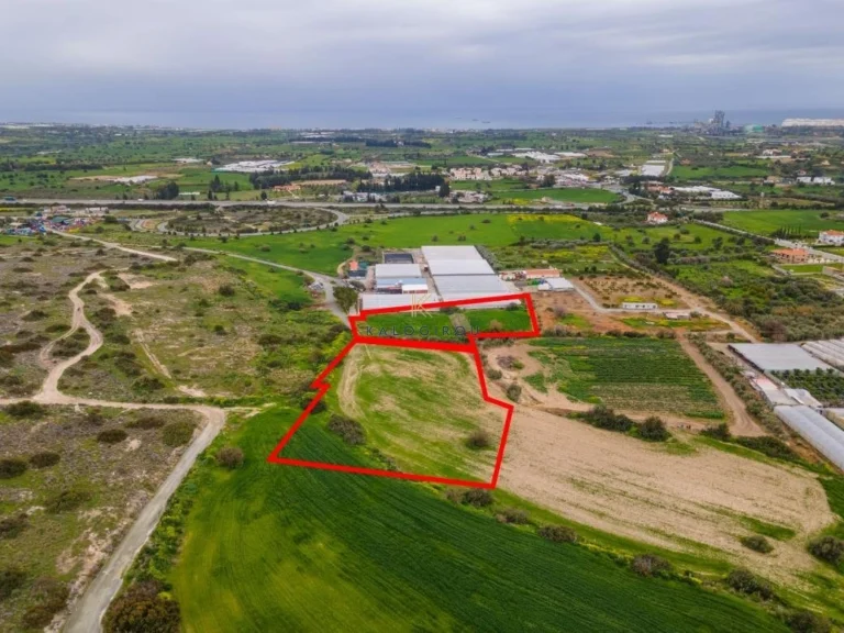 12,376m² Plot for Sale in Kalavasos, Larnaca District