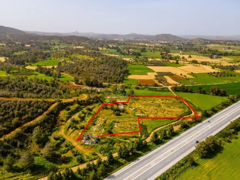 14,995m² Plot for Sale in Kornos, Larnaca District