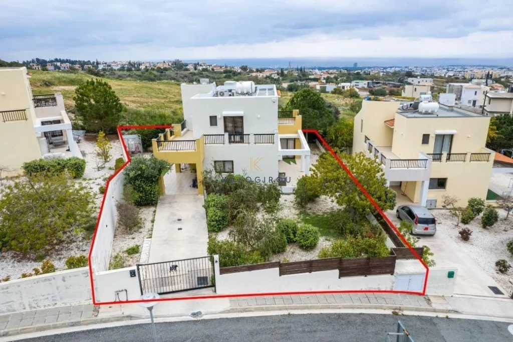 3 Bedroom House for Sale in Konia, Paphos District