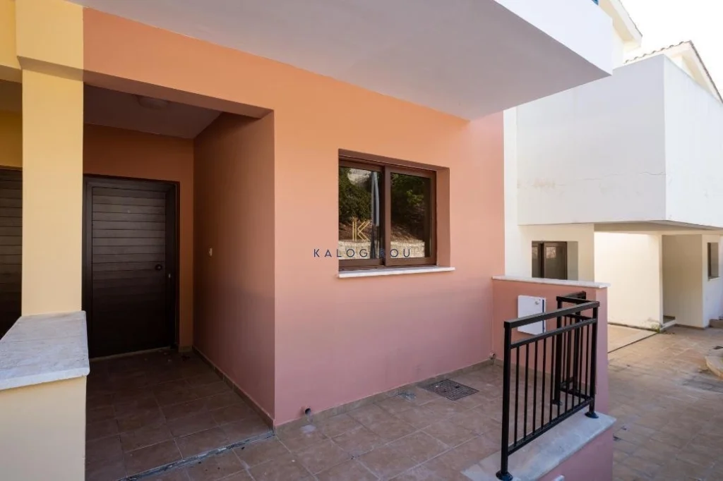 2 Bedroom House for Sale in Pegeia, Paphos District