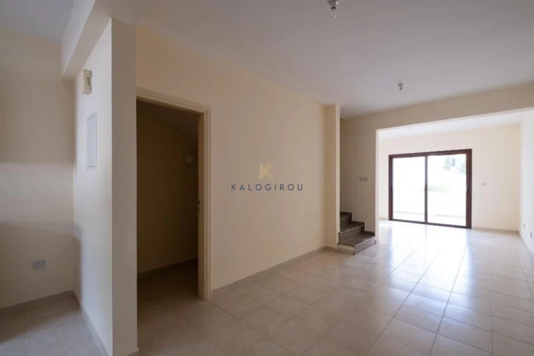 2 Bedroom House for Sale in Pegeia, Paphos District