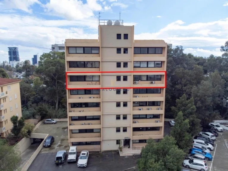 331m² Office for Sale in Agioi Omologites, Nicosia District