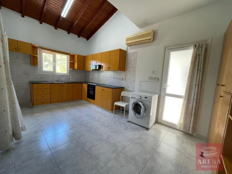 3 Bedroom House for Sale in Mosfiloti, Larnaca District