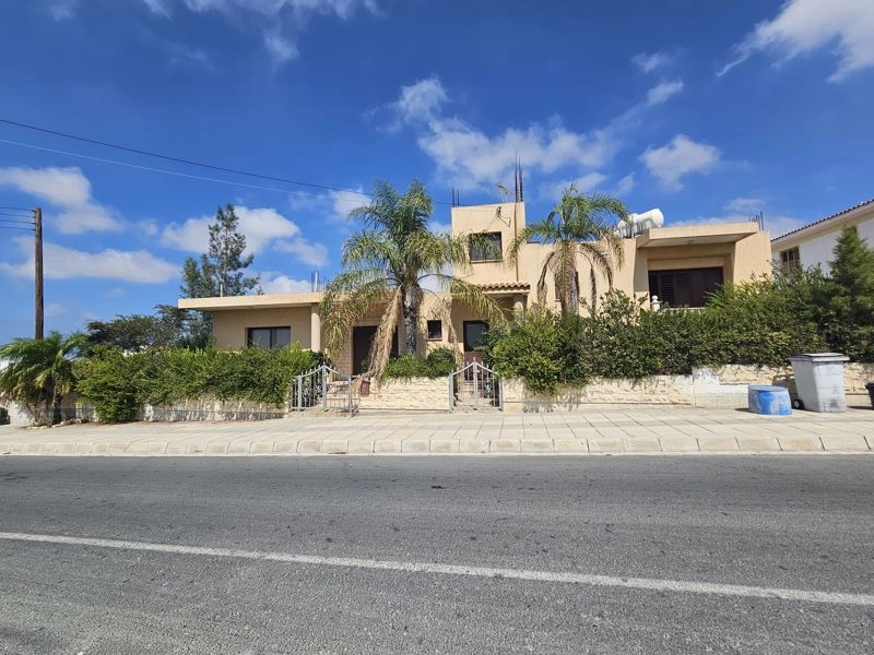 3 Bedroom House for Sale in Geroskipou, Paphos District