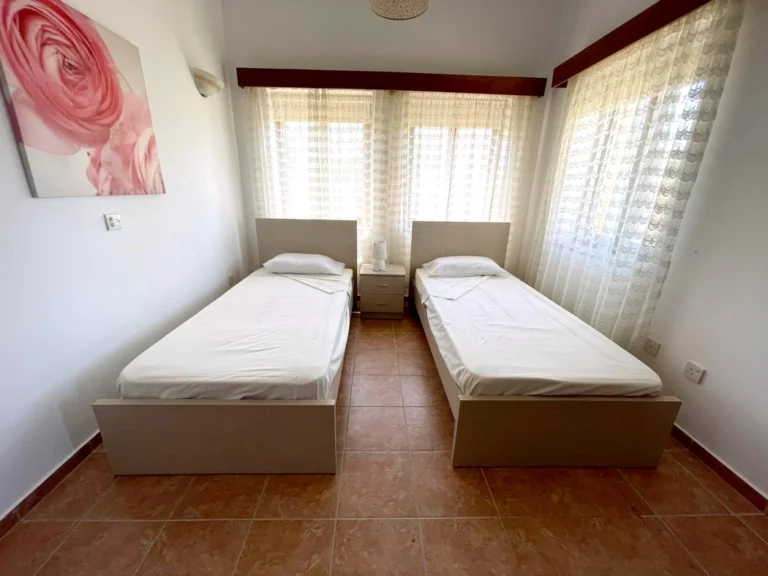 4 Bedroom House for Rent in Argaka, Paphos District
