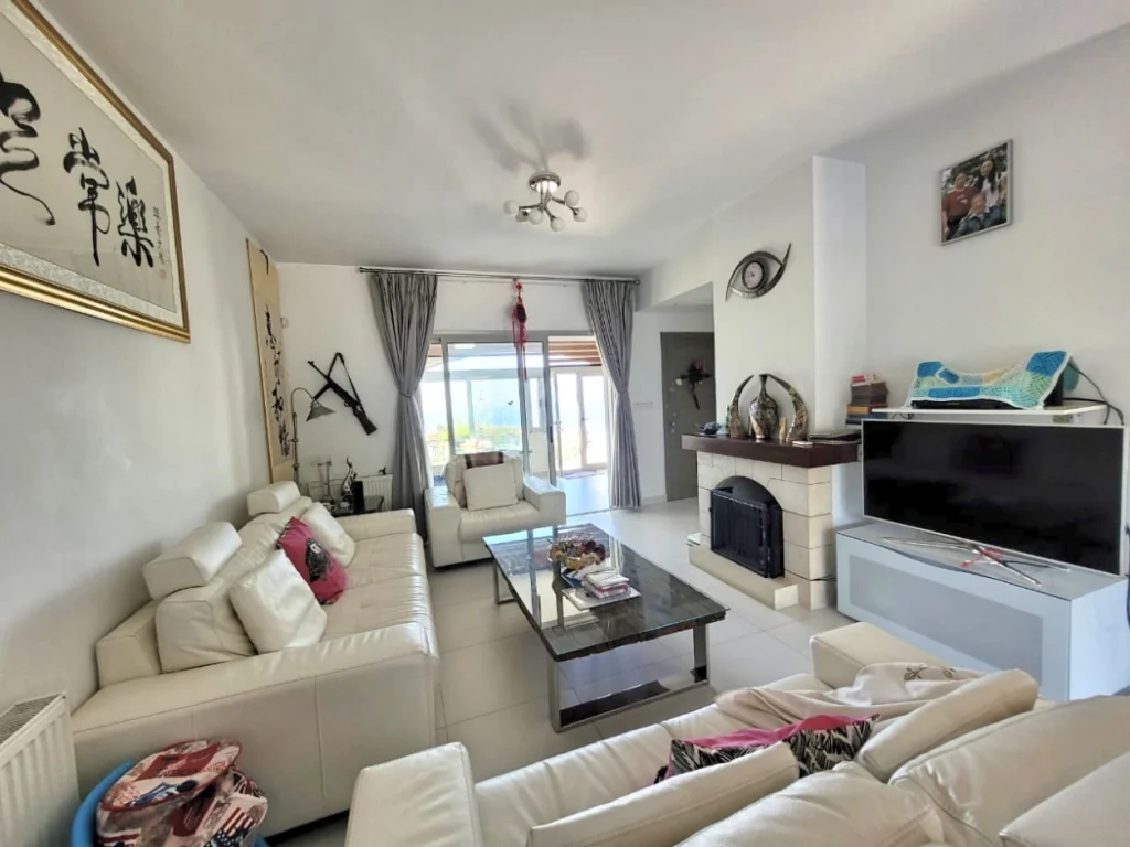 4 Bedroom House for Sale in Tala, Paphos District