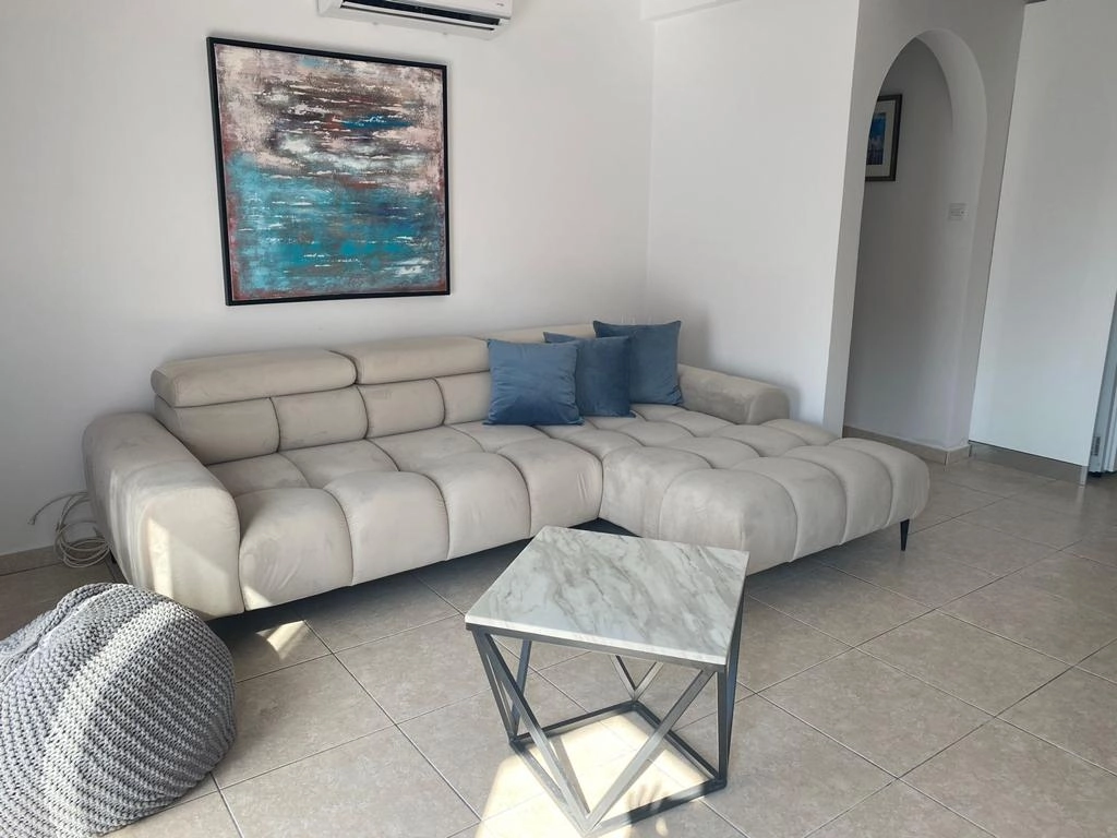 2 Bedroom Apartment for Sale in Paphos – Universal