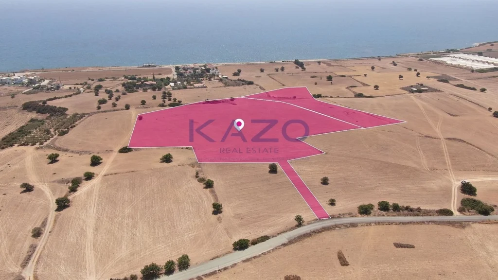 16,724m² Plot for Sale in Agios Theodoros, Larnaca District