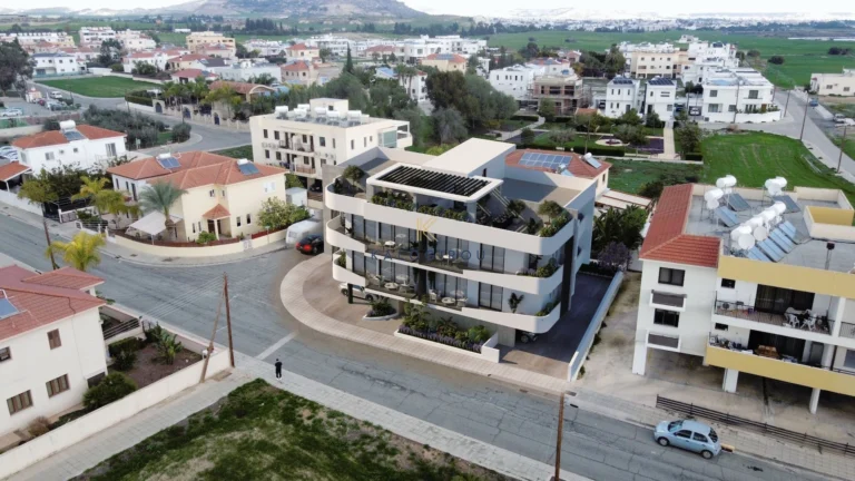 2 Bedroom Apartment for Sale in Livadia Larnakas, Larnaca District