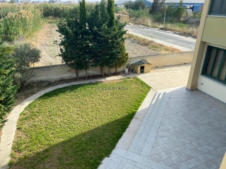 4 Bedroom House for Sale in Livadia Larnakas, Larnaca District