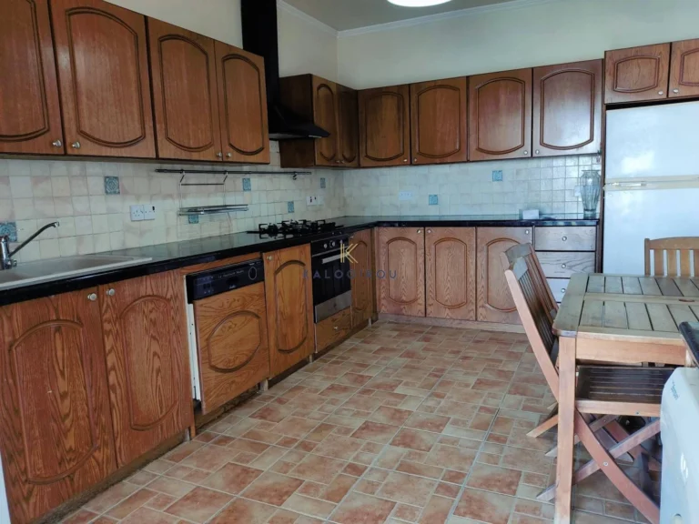 3 Bedroom Apartment for Sale in Drosia, Larnaca District