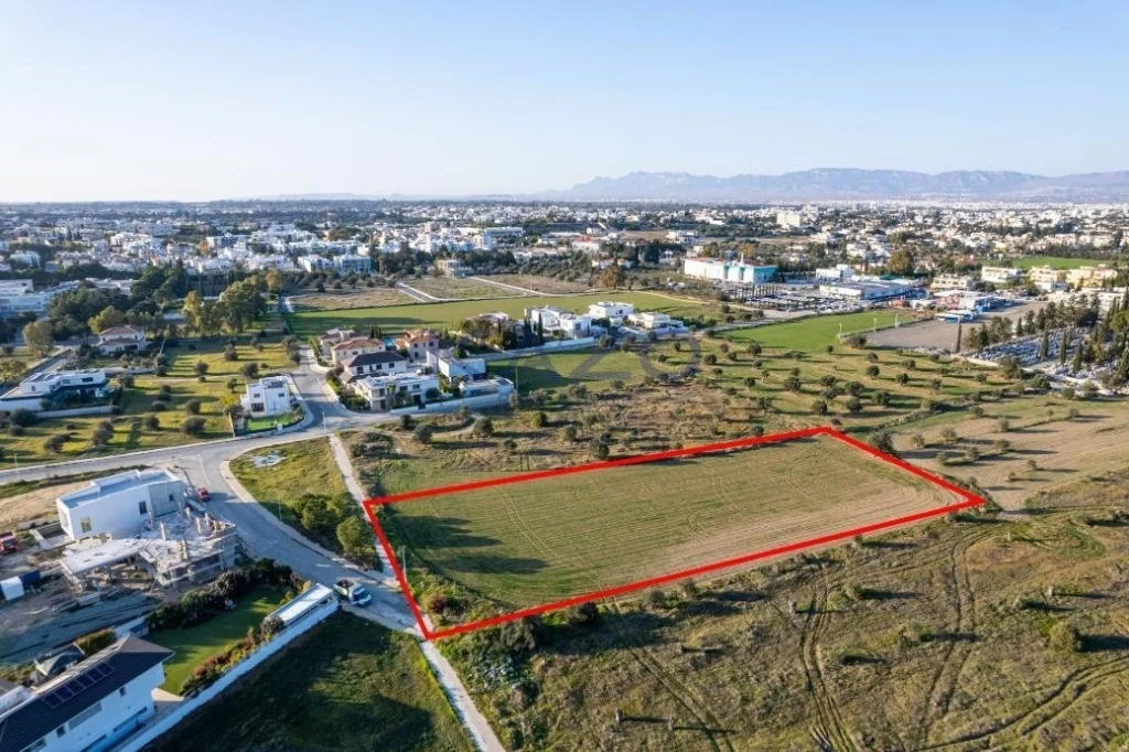 4,701m² Plot for Sale in Strovolos, Nicosia District