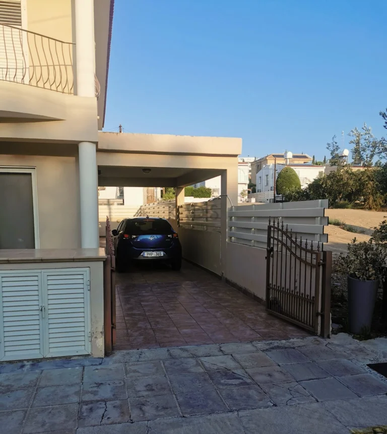 4 Bedroom House for Sale in Engomi, Nicosia District